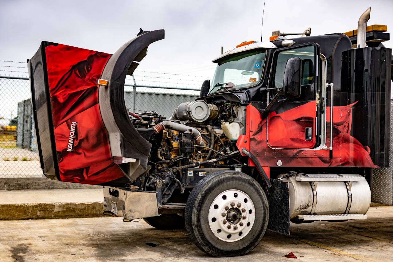 Kenworth Truck Engine Repair Warnings and Indicators Ultimate Guide